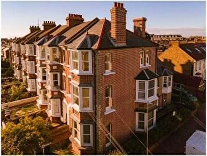 1 Bedroom Flat To Rent In Victoria Park, Herne Bay, CT6
