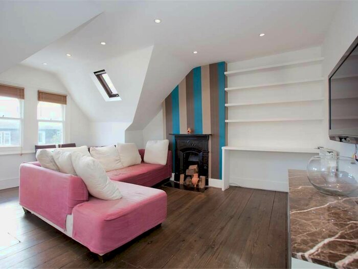 1 Bedroom Flat To Rent In Voltaire Road, London, SW4