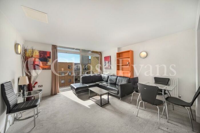 1 Bedroom Flat To Rent In Canary Central, Cassilis Road, Canary Wharf, London, E14