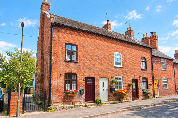 2 Bedroom End Of Terrace House For Sale In Main Street, Milton, DE65
