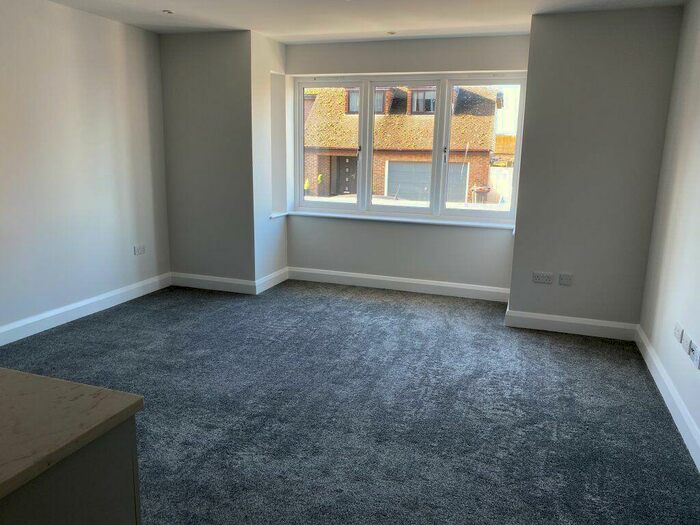 2 Bedroom Flat To Rent In , Beacon Hill Apartments. Herne Bay, CT6