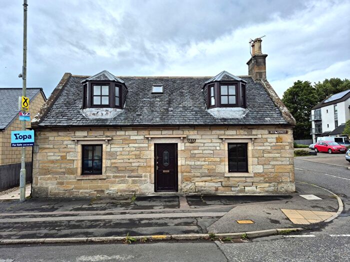 3 Bedroom Detached House For Sale In High Street, Invergordon, IV18