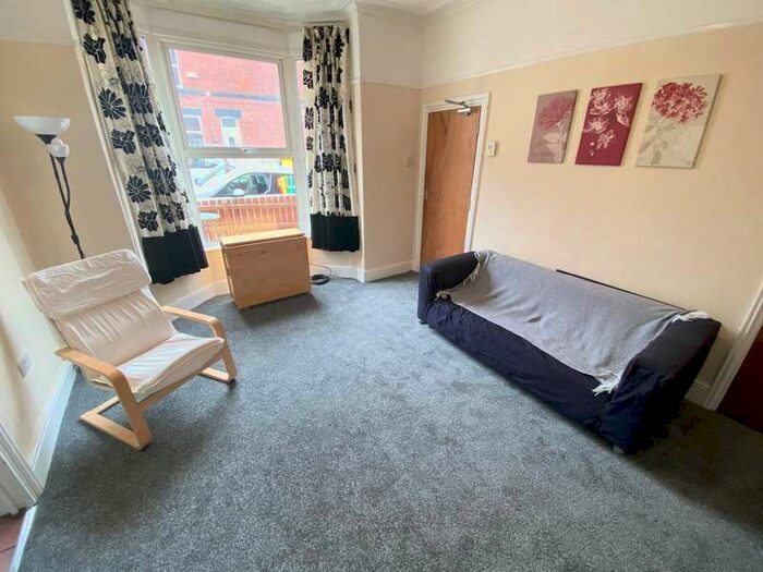 5 Bedroom Terraced House To Rent In The Nook, Sheffield, S10