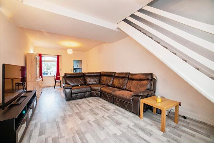 2 Bedroom Semi-Detached House For Sale In Parkin Street, Alfreton, DE55
