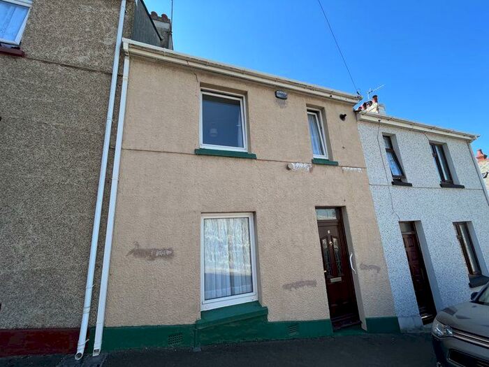 3 Bedroom Terraced House To Rent In Fully Booked On Viewings, PL1