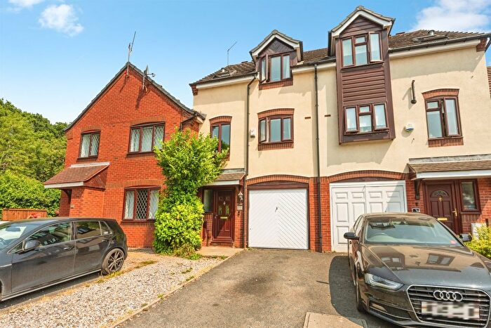3 Bedroom Terraced House For Sale In Race Field, Lyppard Woodgreen, Worcester, WR4