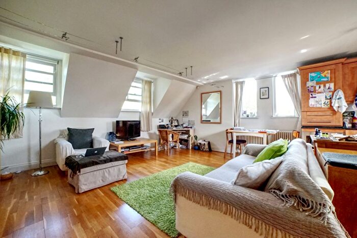 1 Bedroom Flat To Rent In Park View Apartments, Banyard Road, SE16