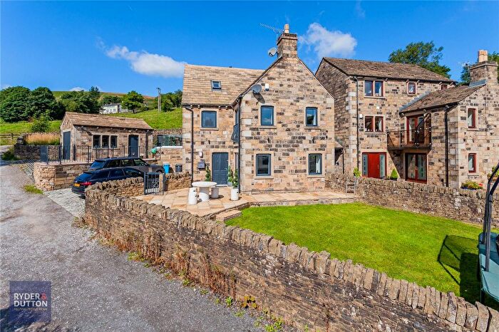 4 Bedroom Detached House For Sale In Buckley Drive, Denshaw, Saddleworth, OL3