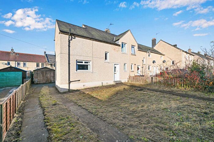 3 Bedroom Semi-Detached House For Sale In Woodside Drive, Penicuik, EH26