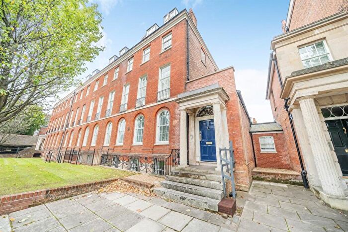 2 Bedroom Apartment To Rent In London Road, Reading, RG1