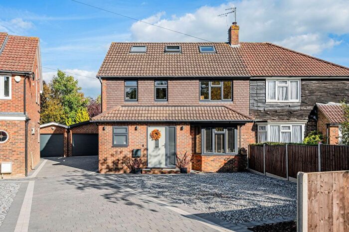 4 Bedroom Semi-detached House For Sale In Weald Way, Reigate, RH2