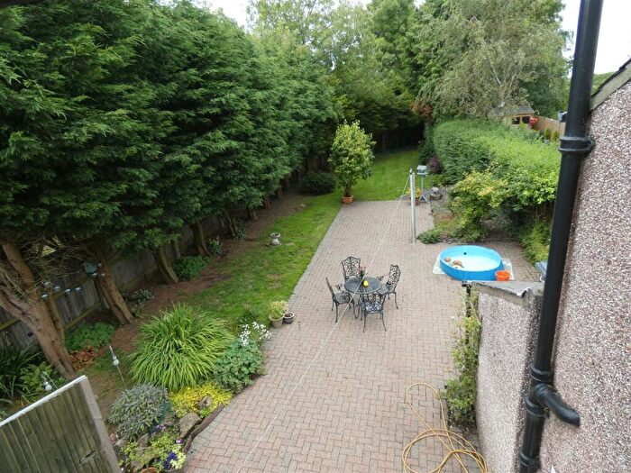 2 Bedroom End Of Terrace House For Sale In Kirkham Road, Freckleton, Preston, PR4