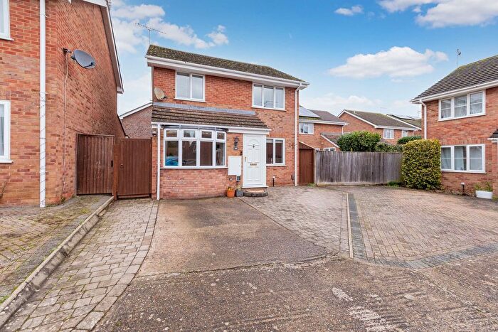 3 Bedroom Detached House For Sale In Lowbrook Drive, Maidenhead, SL6