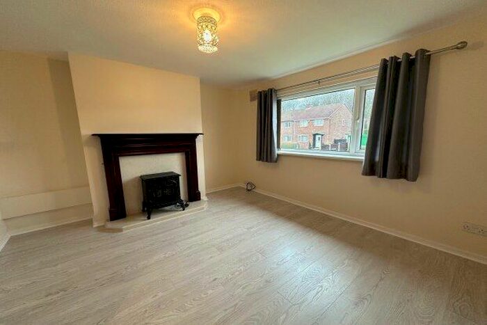 1 Bedroom Flat To Rent In Wharncliffe Road, Wakefield, WF2