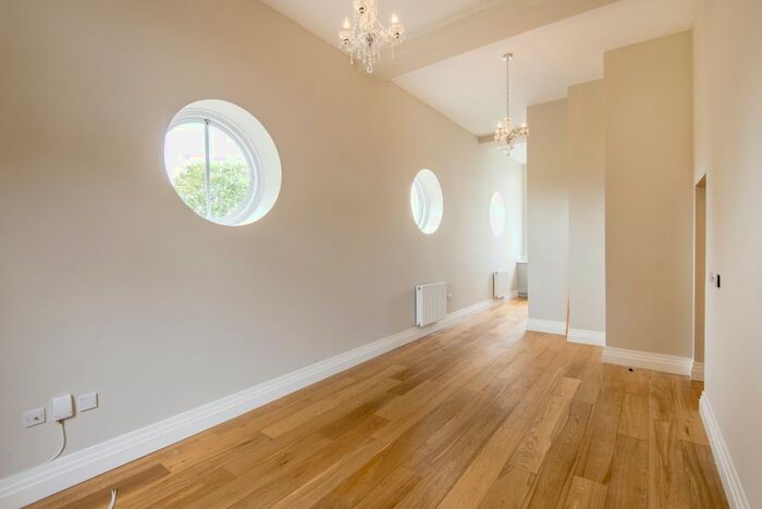 1 Bedroom Flat To Rent In Trenchard Lane, Caversfield, Bicester, OX27