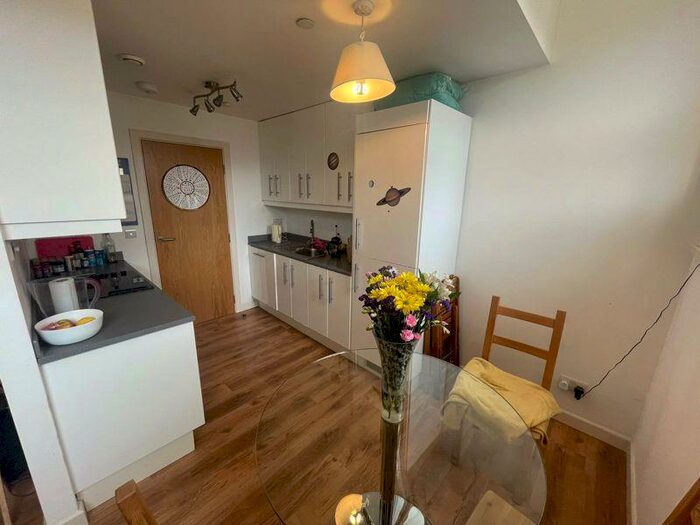 1 Bedroom Flat To Rent In Grainger Street, Newcastle Upon Tyne, NE1