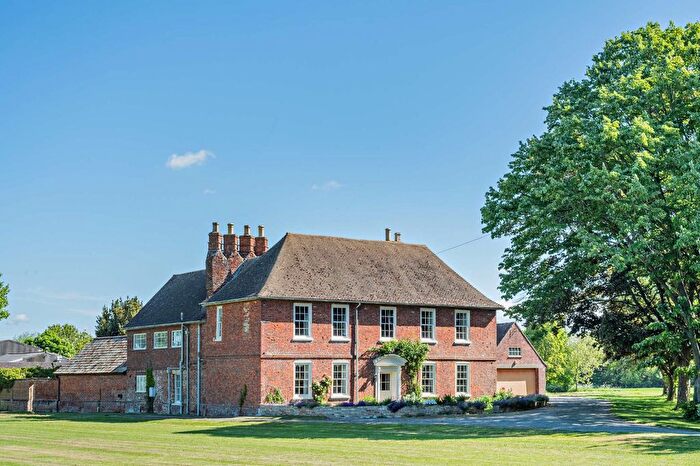 4 Bedroom Property For Sale In Church Street, Woodhurst, Huntingdon, Cambridgeshire, PE28
