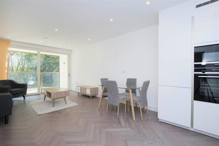 2 Bedroom Flat To Rent In Market Road, Caledonian Road, N7