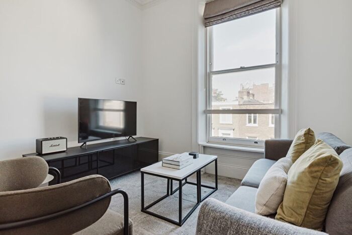 1 Bedroom Flat To Rent In Airlie Gardens, London, W8