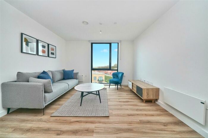 1 Bedroom Apartment To Rent In Viva Court, Kimpton Road, Luton, LU2