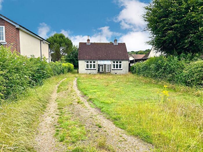 3 Bedroom Property To Rent In South Road, Horndean, Waterlooville, PO8