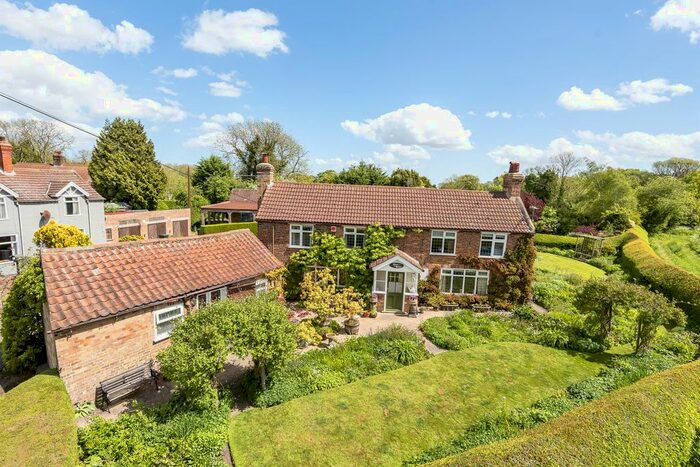 4 Bedroom Detached House For Sale In School Lane, Willoughby, Alford, LN13