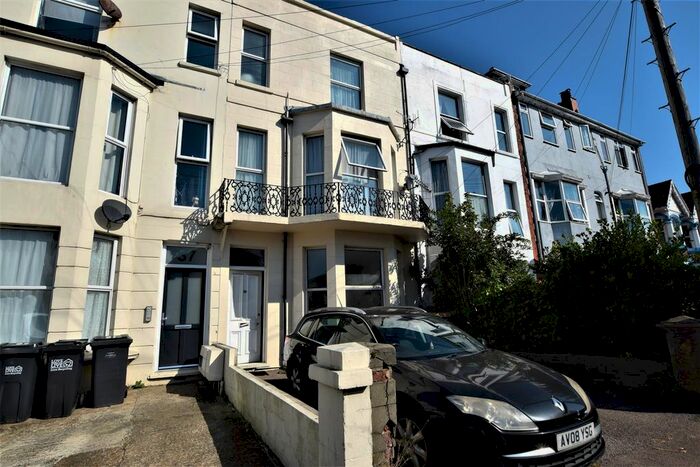 3 Bedroom Flat To Rent In Mount Pleasant Road, Hastings, TN34