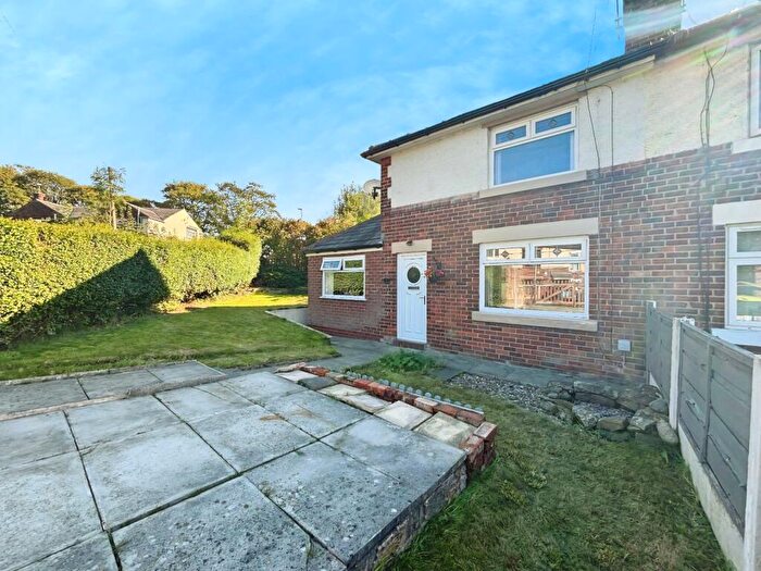 2 Bedroom Semi-Detached House For Sale In Derby Road, Hyde, Greater Manchester, SK14