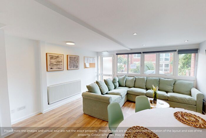 6 Bedroom House To Rent In Yew Tree Close, EX4