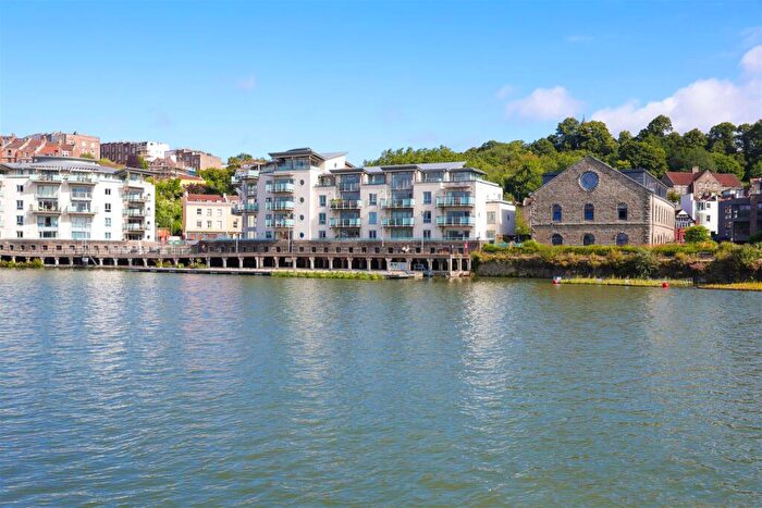2 Bedroom Apartment For Sale In Capricorn Place, Lime Kiln Road, Bristol, BS8