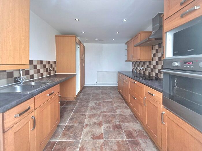 2 Bedroom Bungalow To Rent In Barnfield Road, Orpington, BR5