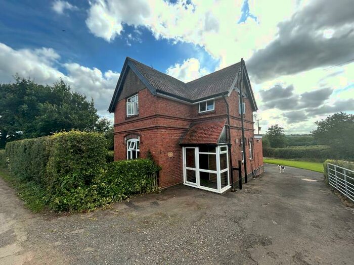 3 Bedroom Detached House To Rent In Pear Tree Cottage, Illey Lane, Halesowen, B62