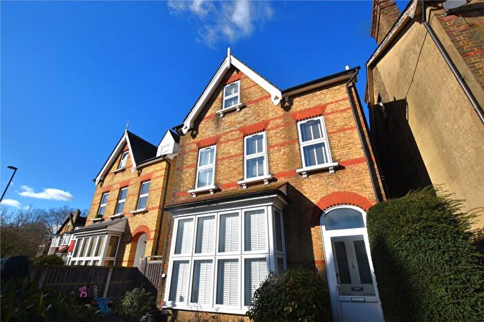 2 Bedroom Apartment To Rent In Portland Road, London, SE25