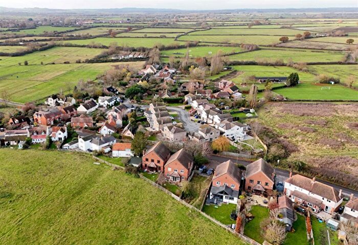 4 Bedroom Detached House For Sale In Morton King Close, Shabbington, HP18