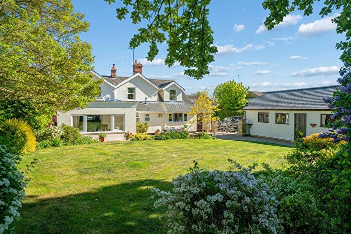 5 Bedroom Detached House For Sale In Park Road, Sherington, Newport Pagnell, MK16