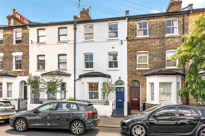 4 Bedroom Terraced House For Sale In Colestown Street, London, SW11