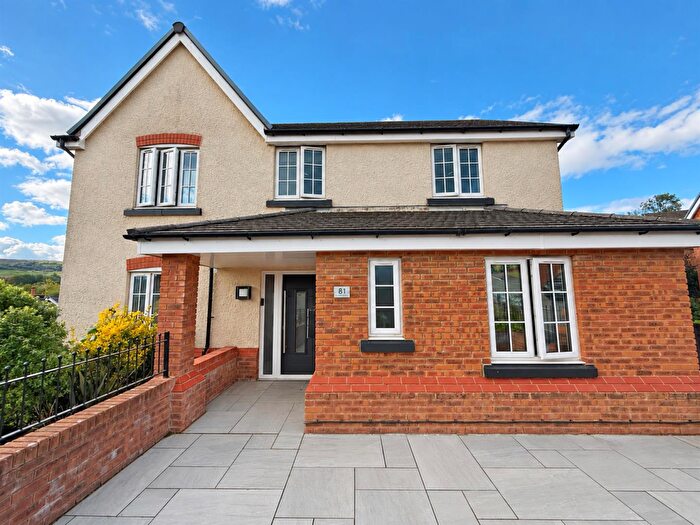 4 Bedroom Detached House For Sale In Tan Y Bryn Gardens, Llwydcoed, Aberdare, CF44