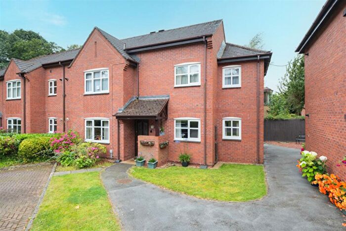 2 Bedroom Apartment For Sale In Rathbone Park, Tarporley, CW6