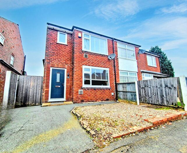 3 Bedroom Semi-Detached House To Rent In Highfield Road, Prestwich, M25