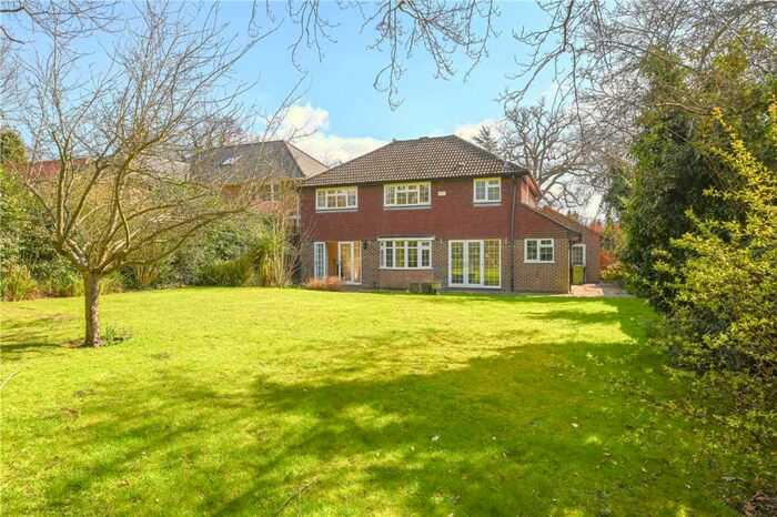 4 Bedroom Detached House To Rent In Steels Lane, Oxshott, Leatherhead, Surrey, KT22