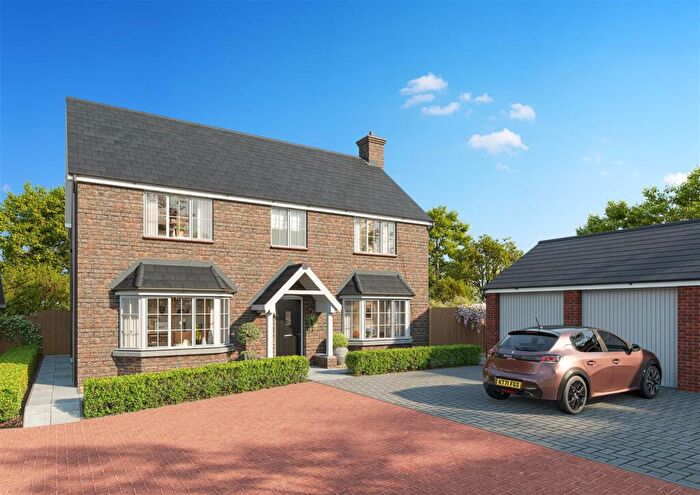 4 Bedroom Detached House For Sale In Old Dairy Way, Netherend, Lydney, GL15