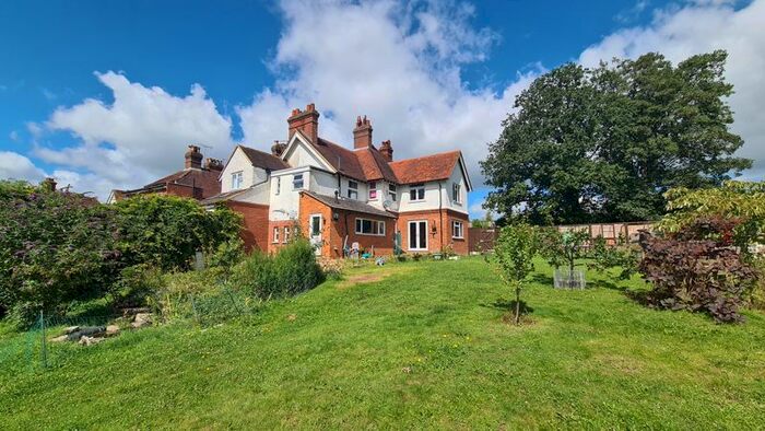 4 Bedroom Semi-Detached House For Sale In Portsmouth Road, Hindhead, GU26