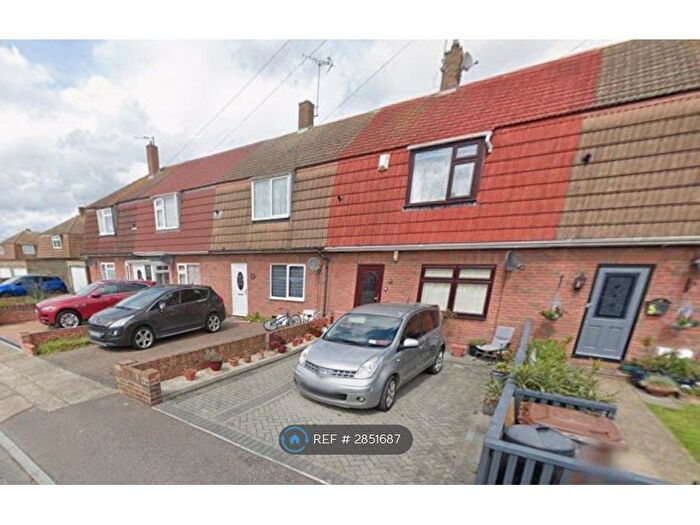 2 Bedroom Terraced House To Rent In St James Close, Rochester, ME3