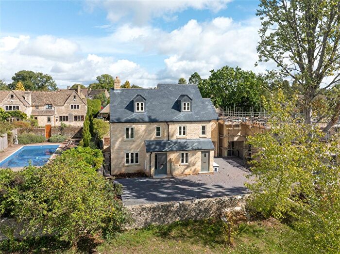 3 Bedroom Semi-Detached House For Sale In Butt Street, Minchinhampton, Stroud, GL6