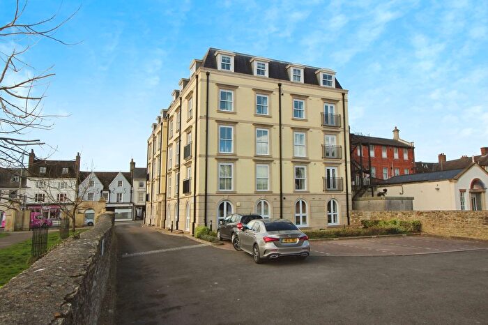 2 Bedroom Flat To Rent In Horder Mews, Swindon, SN1