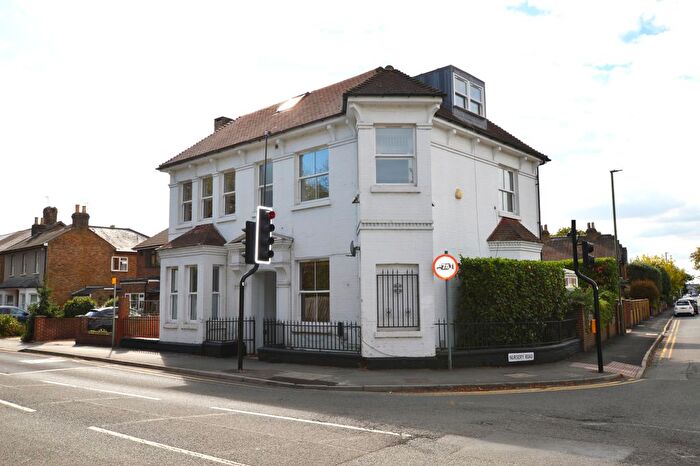 2 Bedroom Flat For Sale In Green Street, Sunbury-On-Thames, TW16