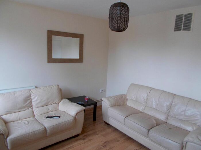 2 Bedroom Flat To Rent In High Street, Fulbourn, Cambridgeshire, CB21