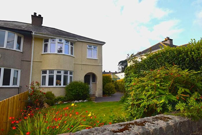 3 Bedroom Semi-Detached House For Sale In Minffordd Road, Penrhyndeudraeth, LL48