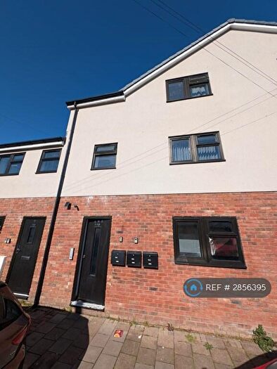 2 Bedroom Flat To Rent In Broadway, Cardiff, CF24