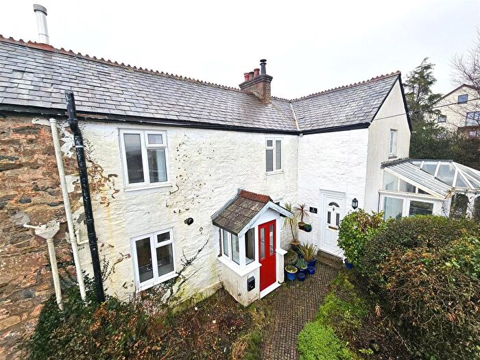 2 Bedroom Cottage For Sale In Gnaton Cottages, Albaston, Gunnislake, PL18